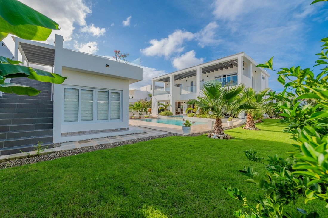 Вилла 370 m2 с террасой в Сосуа, Доминиканская Республика