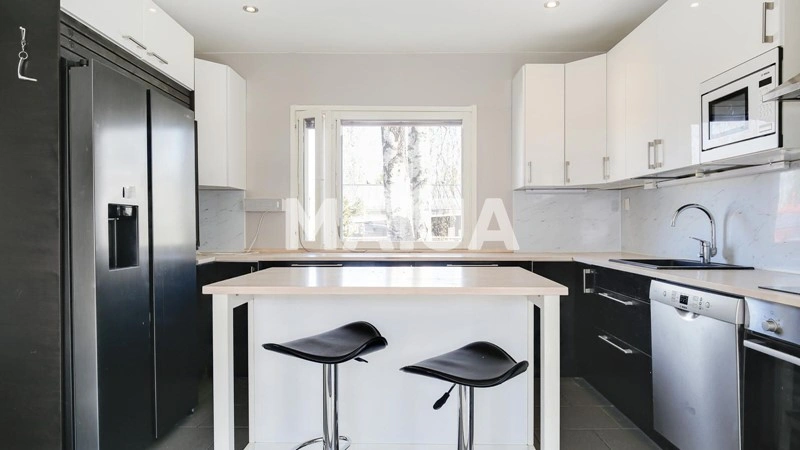 Светлый дом 3+1 в Эспоо, Финляндия