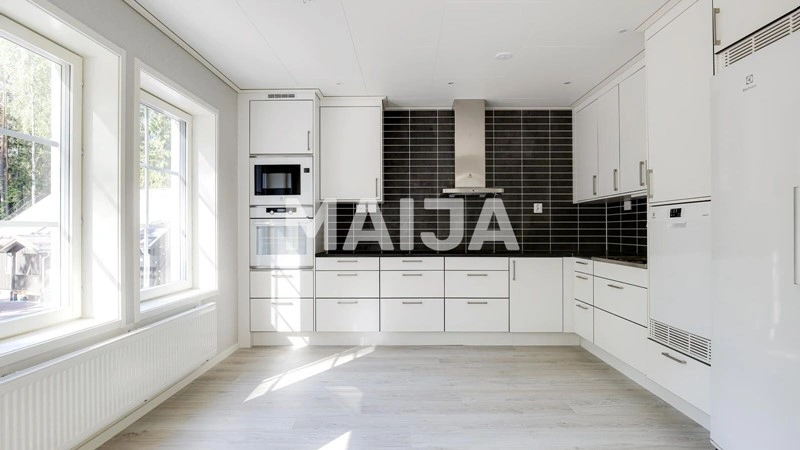 Уютный дом 3+1 в Эспоо, Финляндия