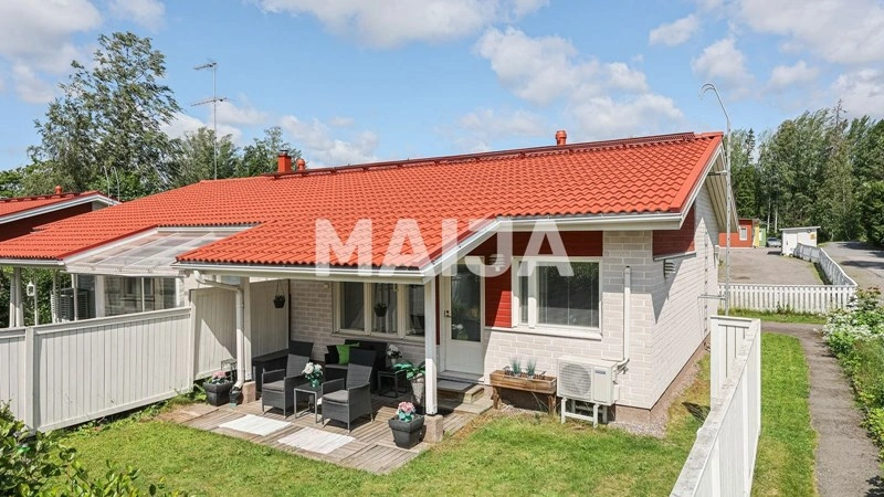 Светлый дом 2+1 в Вантаа, Финляндия