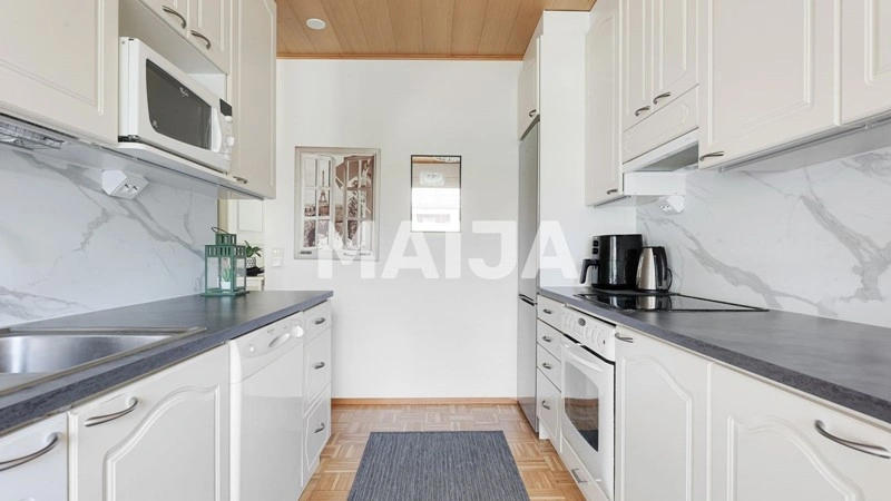 Светлый дом 2+1 в Вантаа, Финляндия