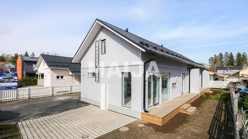 Светлый дом 60 m2 в Вантаа, Финляндия