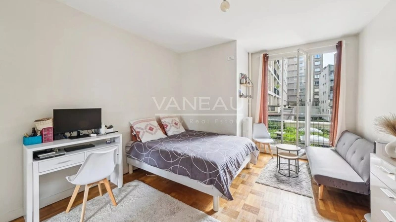 Компактная квартира 30 м2 в Париже, Франция