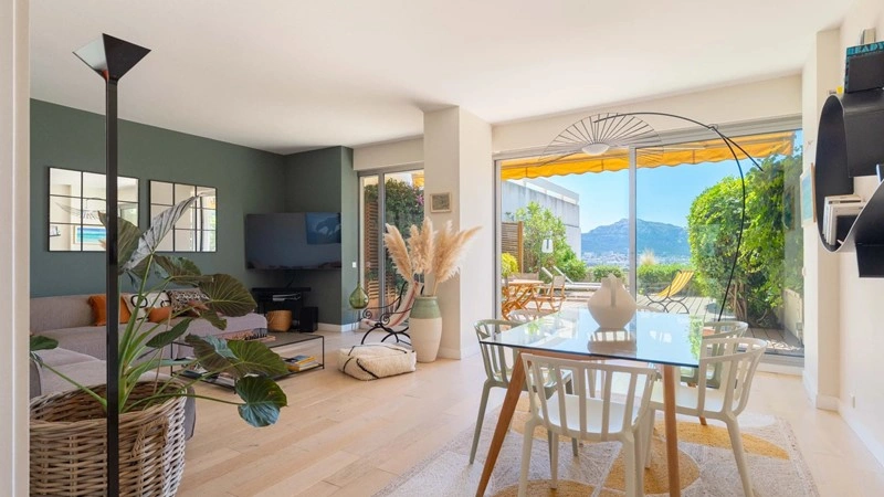 Прекрасная квартира 89 м2 в Марселе, Франция