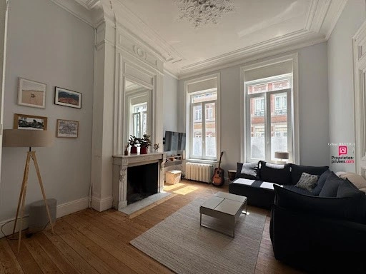 Комфортная квартира 70 м2 в Лилле, Франция