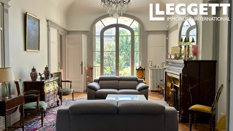 Просторный дом 200 м2 в Бордо, Франция