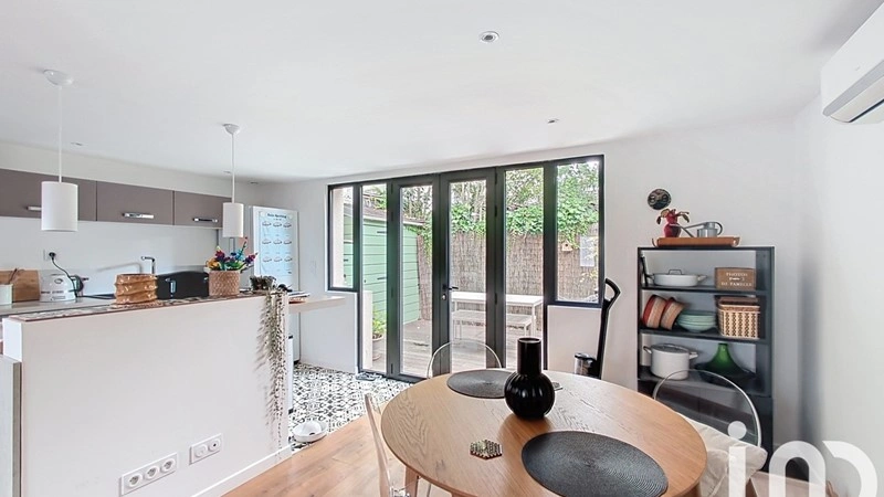 Уютный дом 2+1 в Бордо, Франция