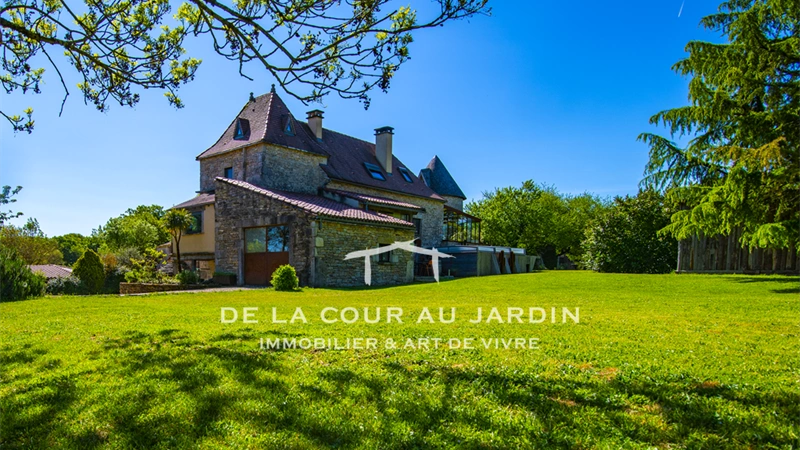 Великолепный дом 450 м2 в Окитанії, Франция