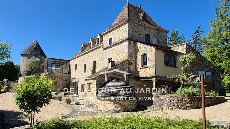 Великолепный дом 450 м2 в Окитанії, Франция