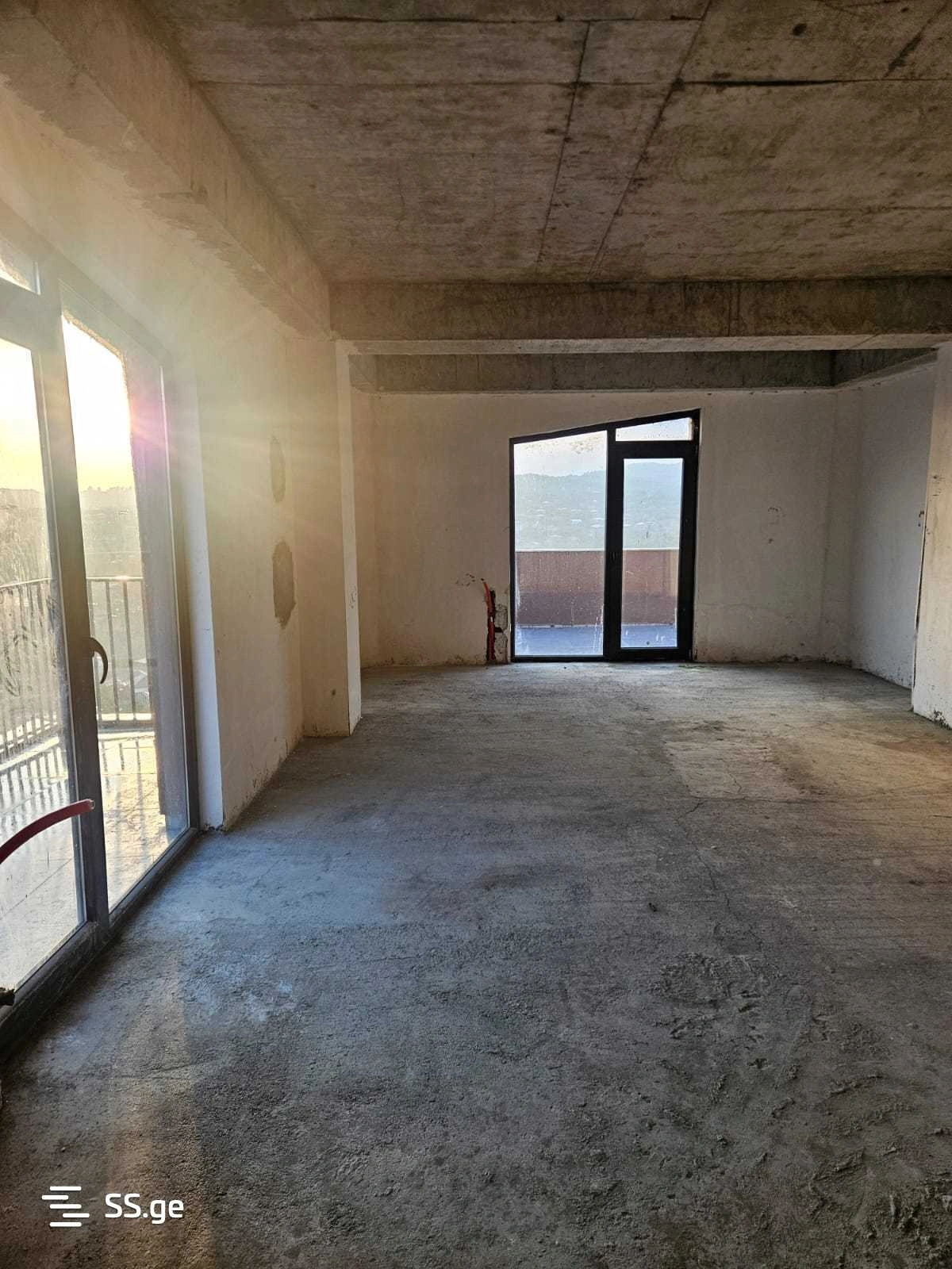 Просторная квартира 202 m² в Кутаиси, Грузия