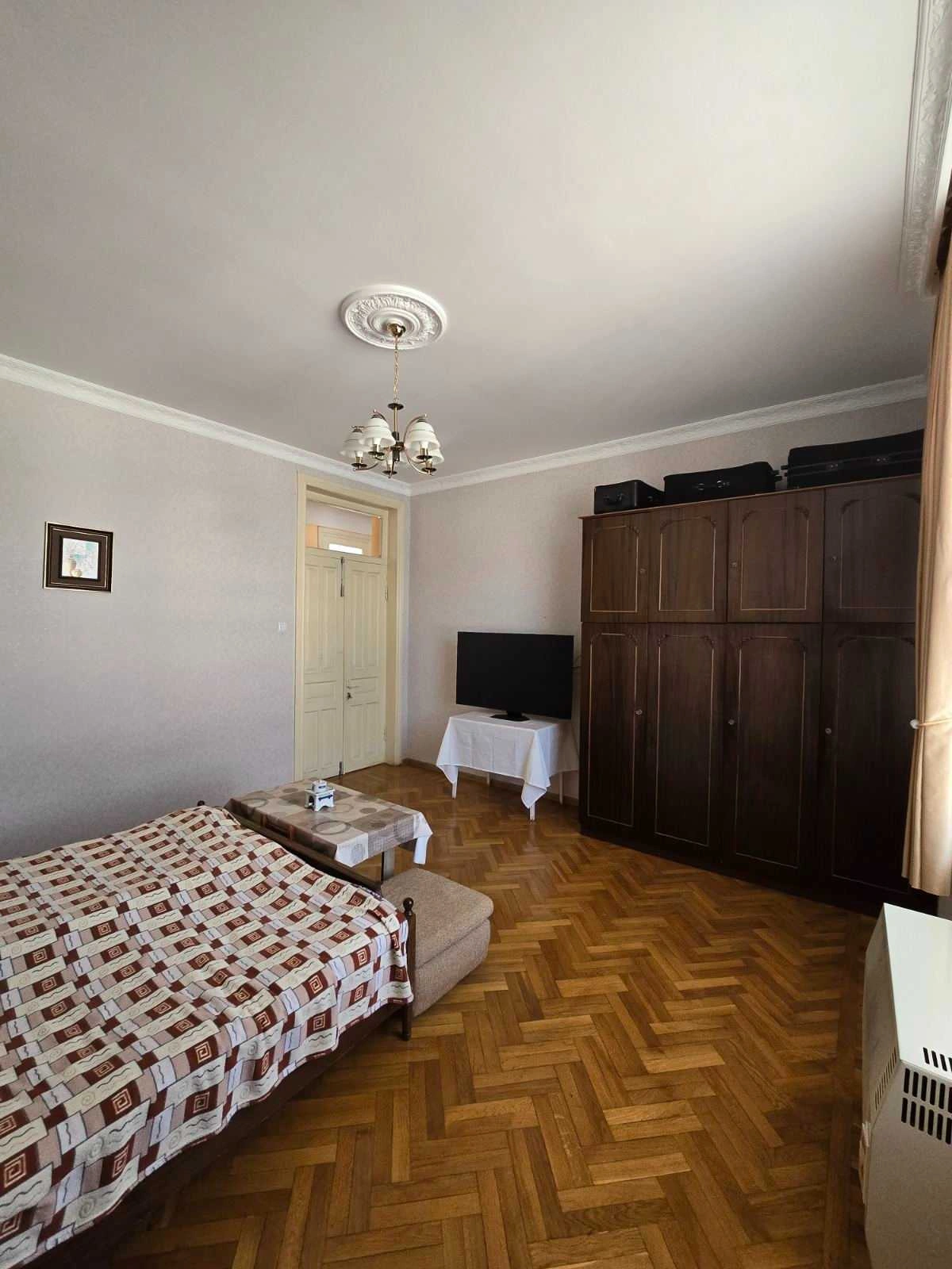 Просторная квартира 110 m² в Кутаиси, Грузия