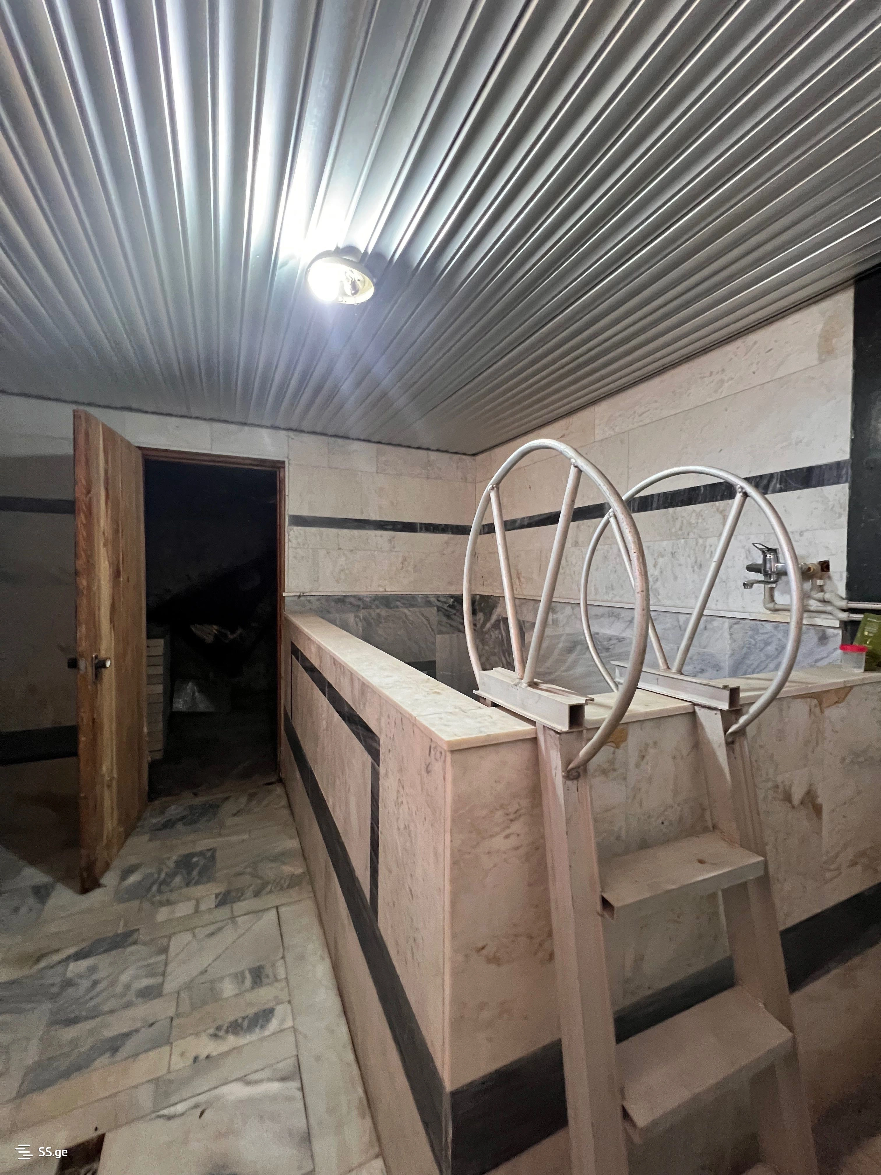 Просторный дом 337 m² в Кутаиси, Грузия