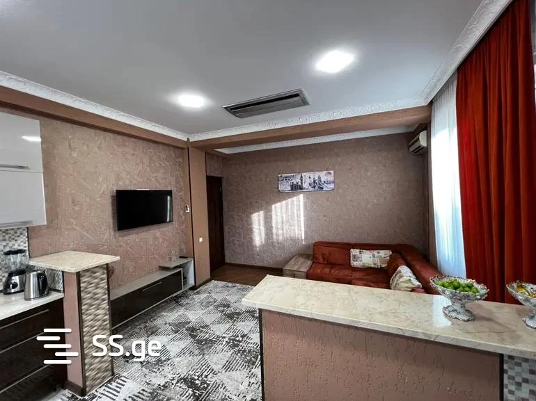 Просторный дом с 3 спальнями в Рустави, Грузия