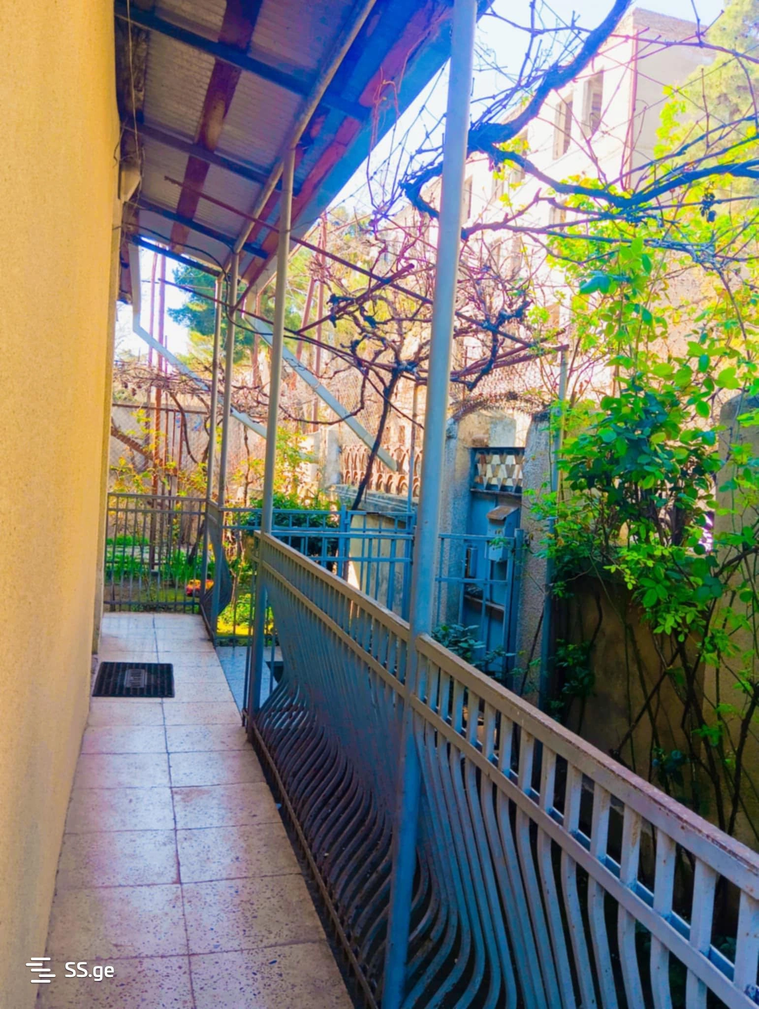 Уютный дом с тремя спальнями в Рустави, Грузия