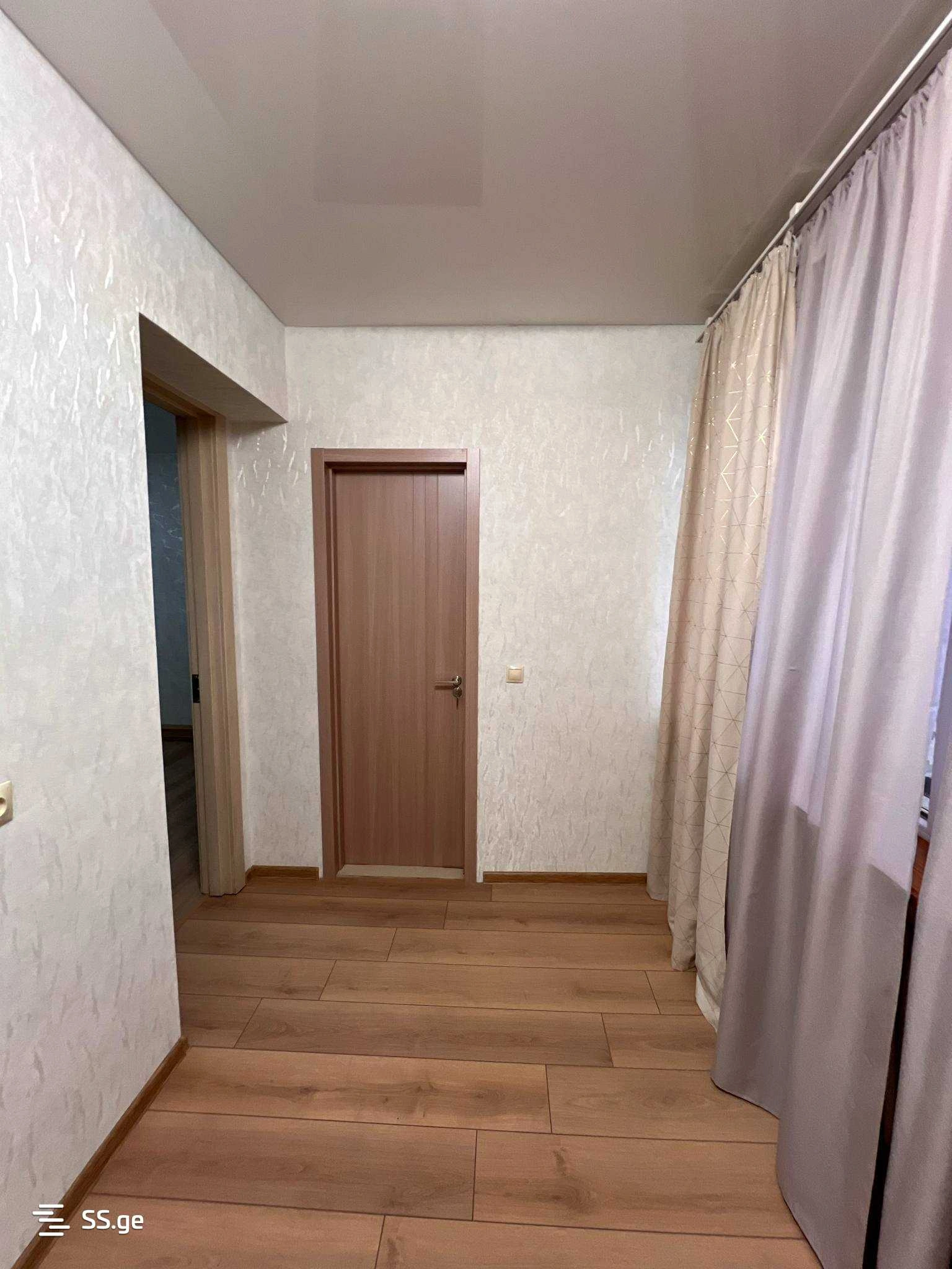 Уютная трёхкомнатная квартира в Гори, Грузия