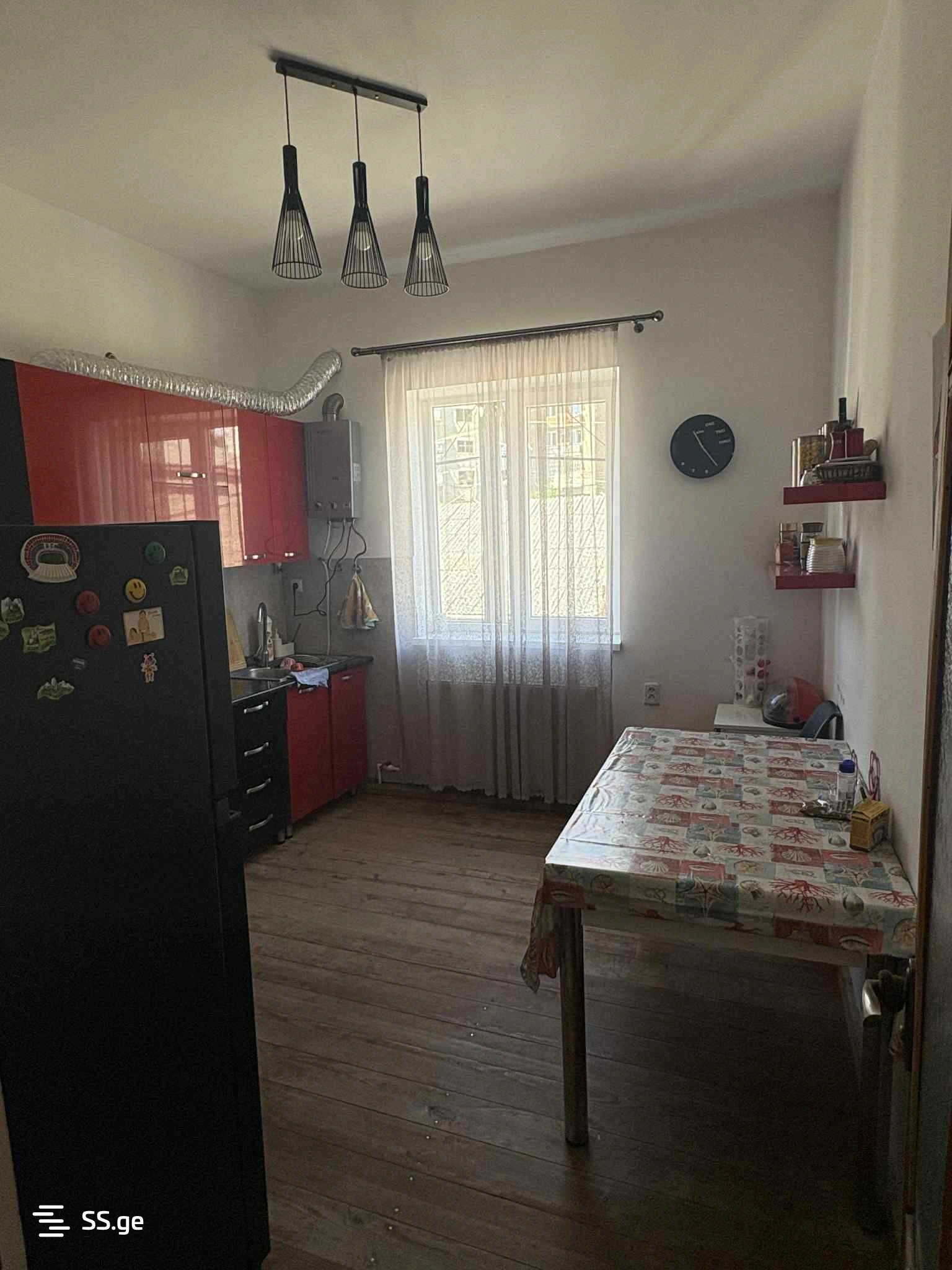 Просторная квартира с 4 спальнями в Гори, Грузия