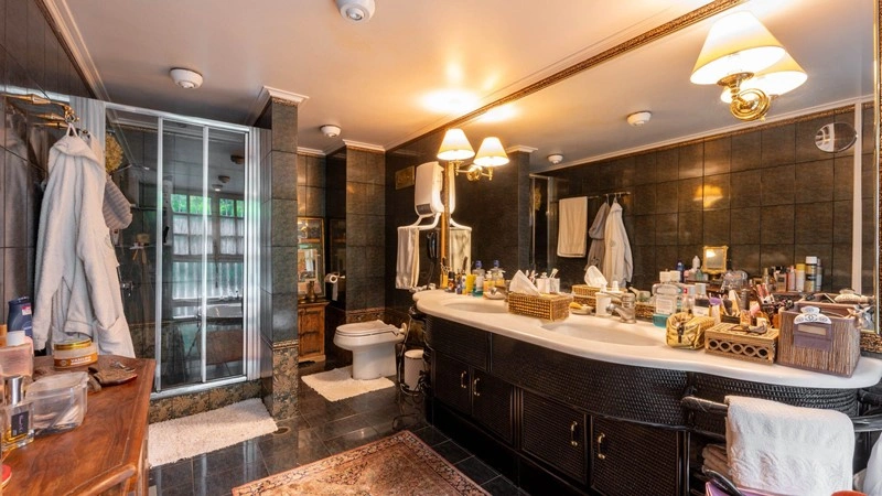 Просторная вилла 750 м2 с панорамным видом в Дионисосе, Греция