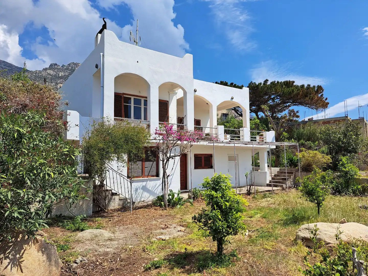 Современный дом 156 м2 у моря на острове Икария, Греция