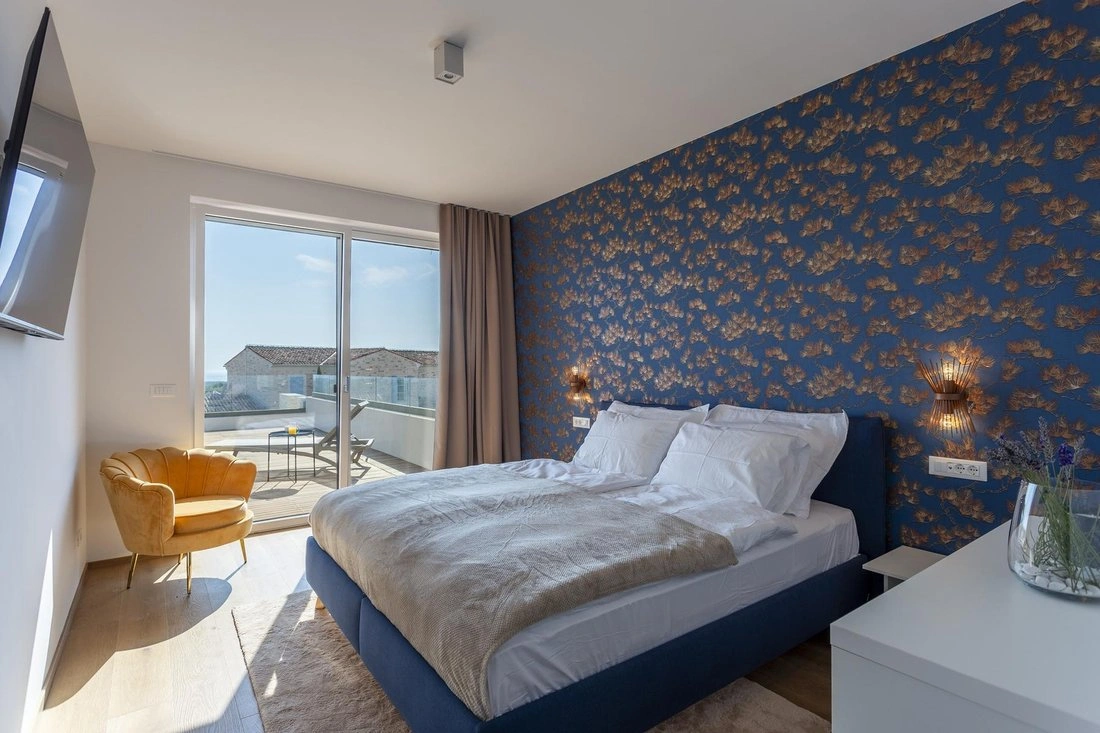 Вилла 4+1 с видом на море в Ровине, Хорватия