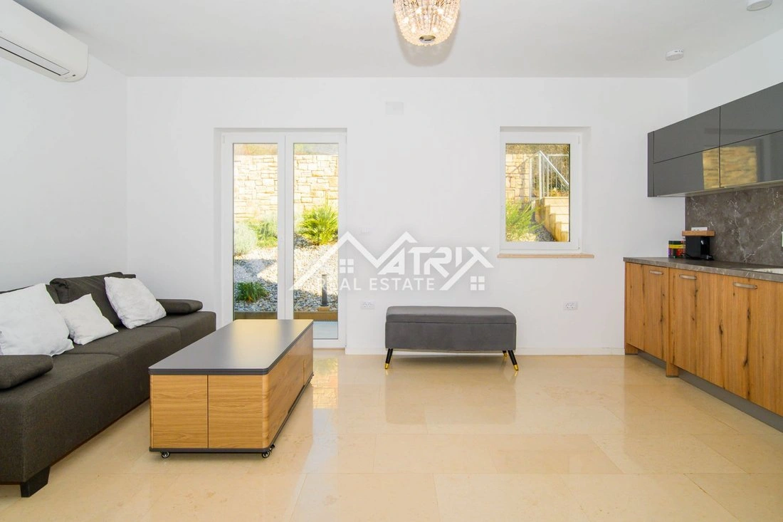 Дом 236 m2 с гардеробной в Ровине, Хорватия