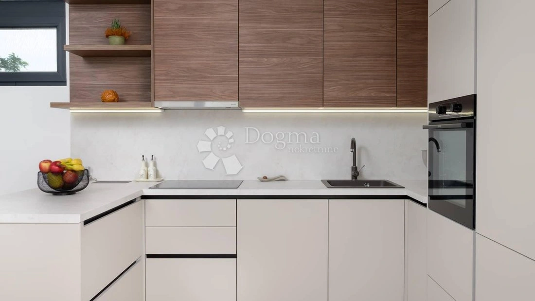 Дом 139 m2 с садом в Ровине, Хорватия