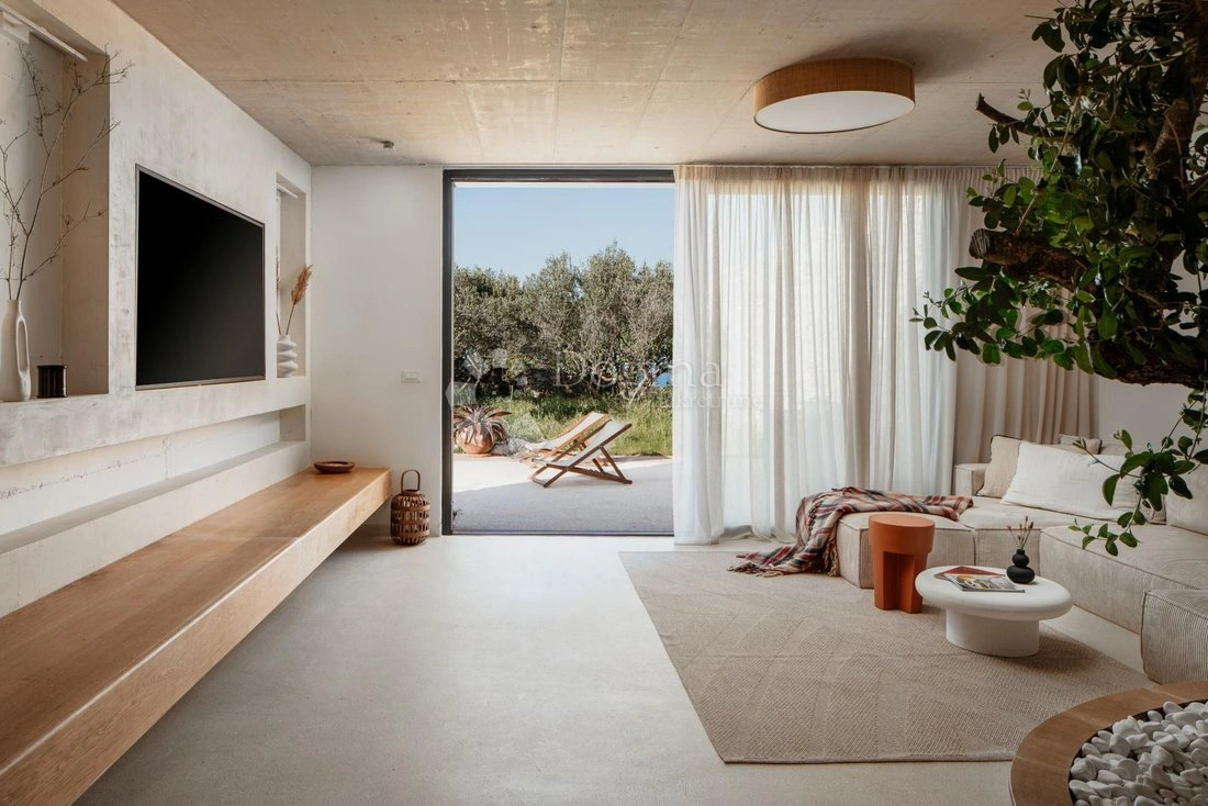 Дом 270 m2 с террасой в Сплите, Хорватия