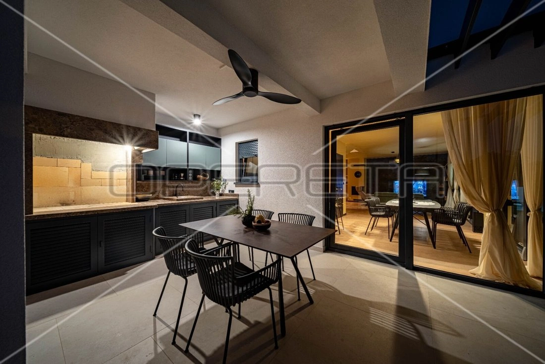 Дом 120 m² с террасой в Дубровнике, Хорватия