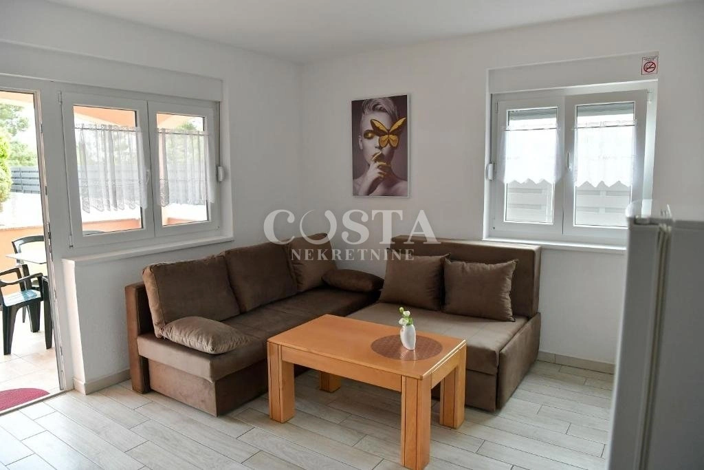 Дом 532 m2 с балконом в Задаре, Хорватия