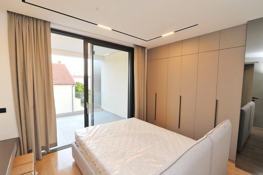 Вилла 4+1 с джакузи в Задаре, Хорватия