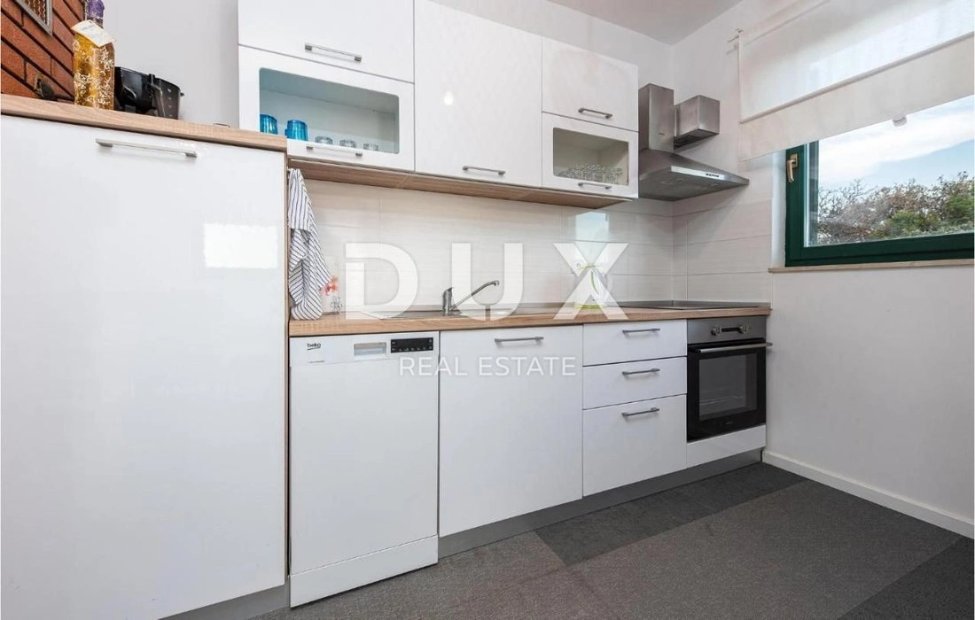 Дом 163 m2 с видом на море в Задаре, Хорватия