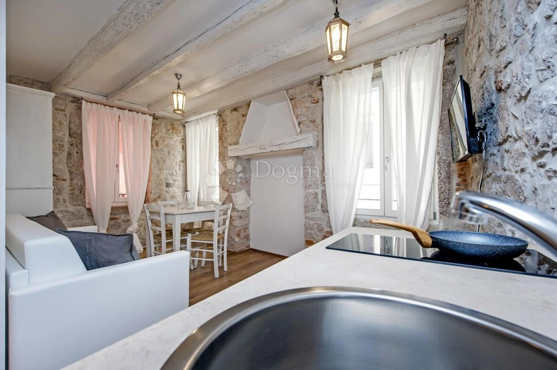 Дом 140 м² с садом в Ровине, Хорватия