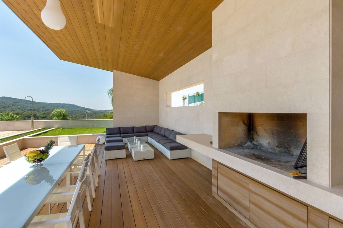 Вилла 5+1 с джакузи в Хваре, Хорватия