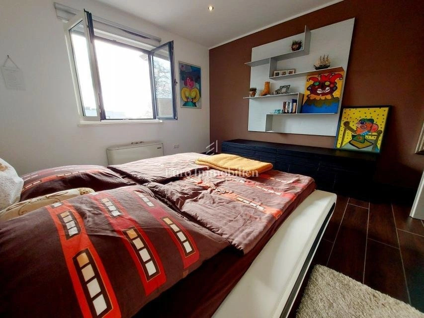 Дом 387 m2 с садом в Ровине, Хорватия