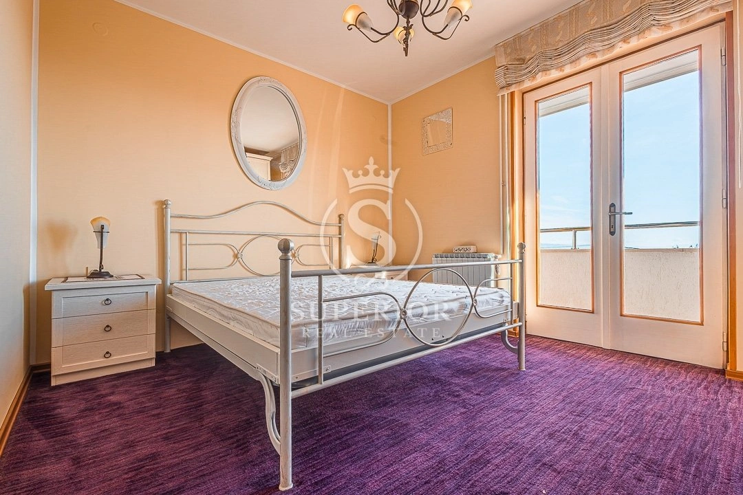 Дом 542 m2 с камином в Опатии, Хорватия