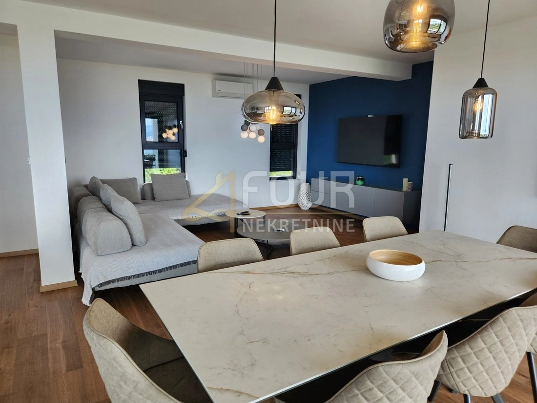 Квартира 137 m² с садом в Опатии, Хорватия