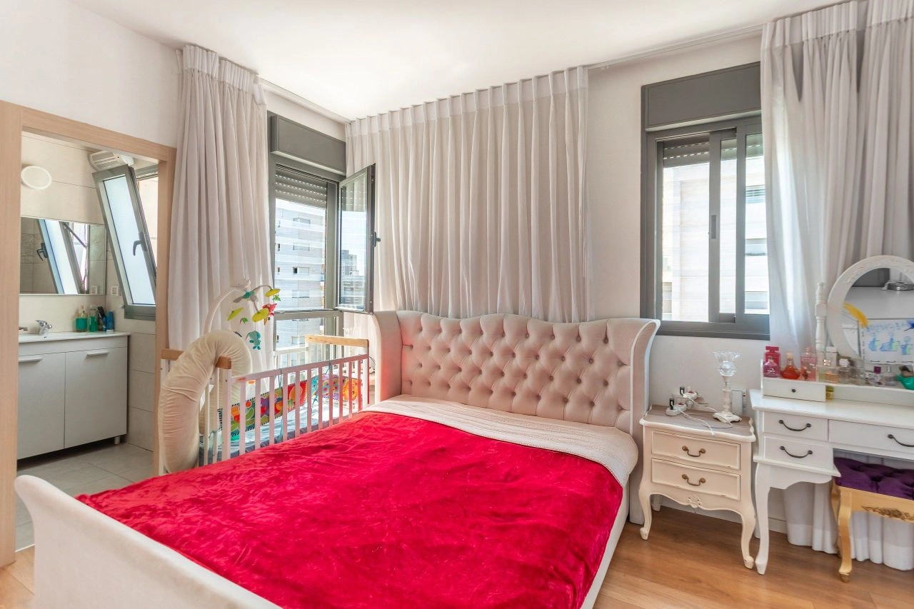 Просторная квартира 133 m2 в Ришон-ле-Ционе, Израиль