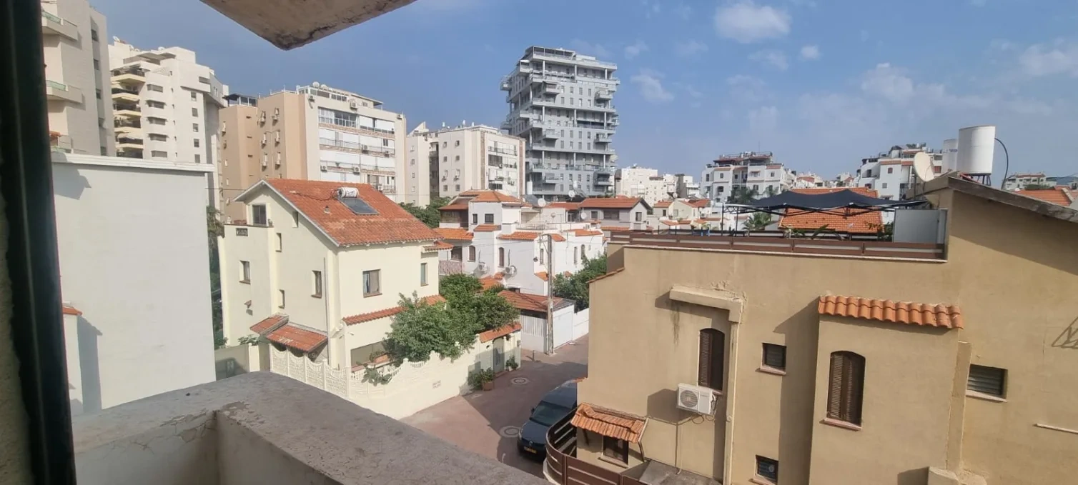 Комфортабельный дом 200 m2 в Ришон-ле-Ционе, Израиль