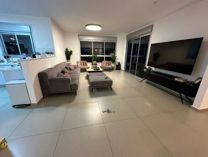 Светлая квартира 145 m² в Холоне, Израиль