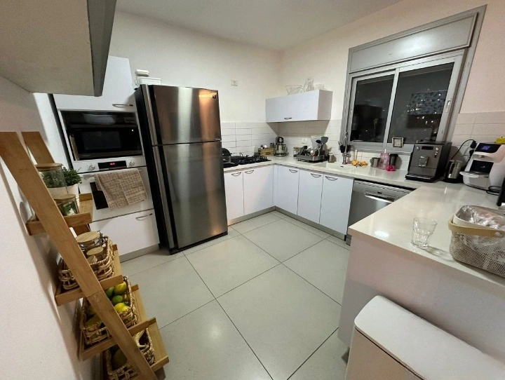 Светлая квартира 145 m² в Холоне, Израиль