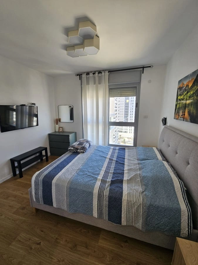 Просторная квартира 126 m2 в Холоне, Израиль