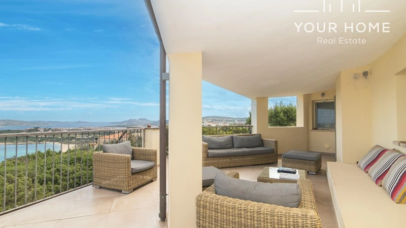 Вилла с видом на море, 250 м², Сардиния, Италия