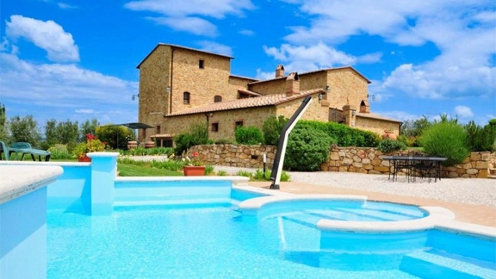 Просторная вилла 450 m2 в Трентино, Италия