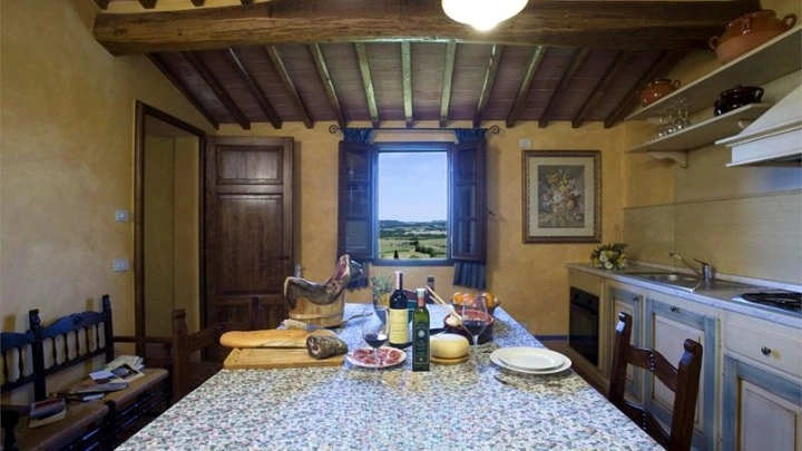 Просторная вилла 450 m2 в Трентино, Италия