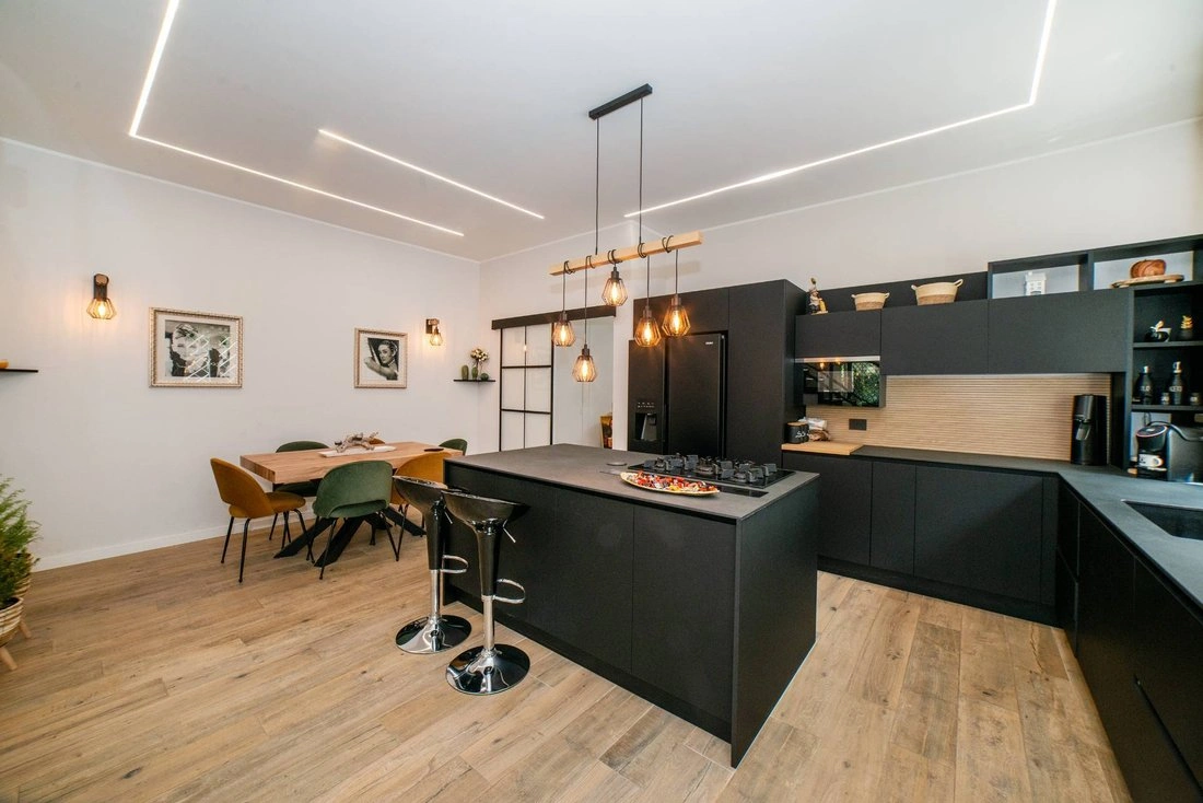 Просторный дом 5+1 в Риме, Италия