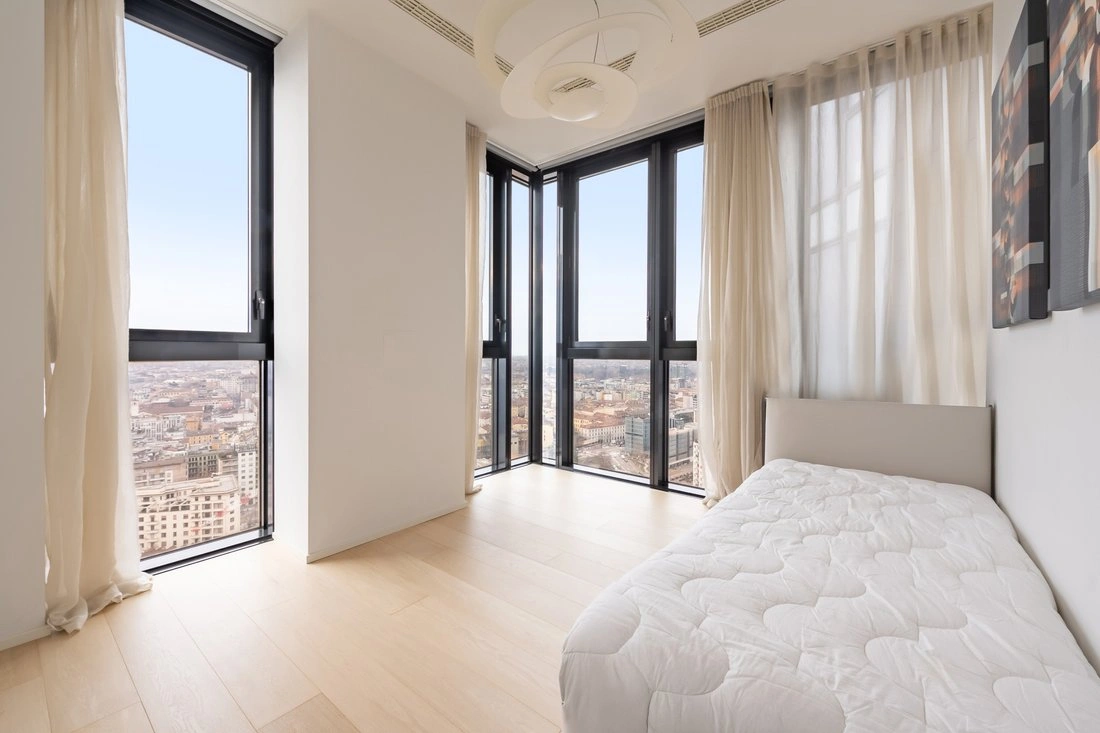 Уютная квартира 4+1 в Милане, Италия