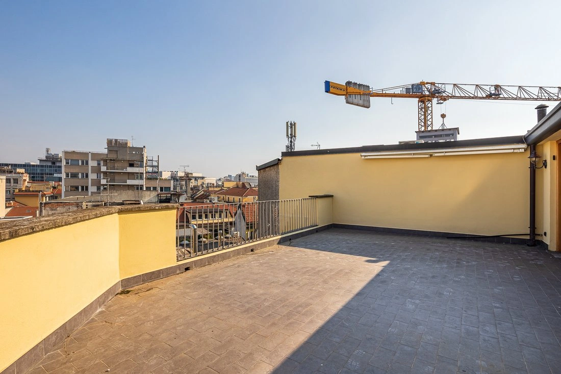 Просторный пентхаус 395 м² в Милане, Италия