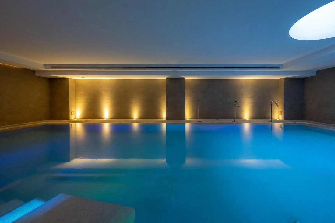 Просторный дом 4+1 в Милане, Италия