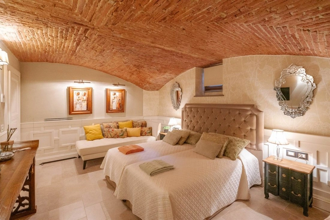 Уютная вилла 5+1 во Флоренции, Италия