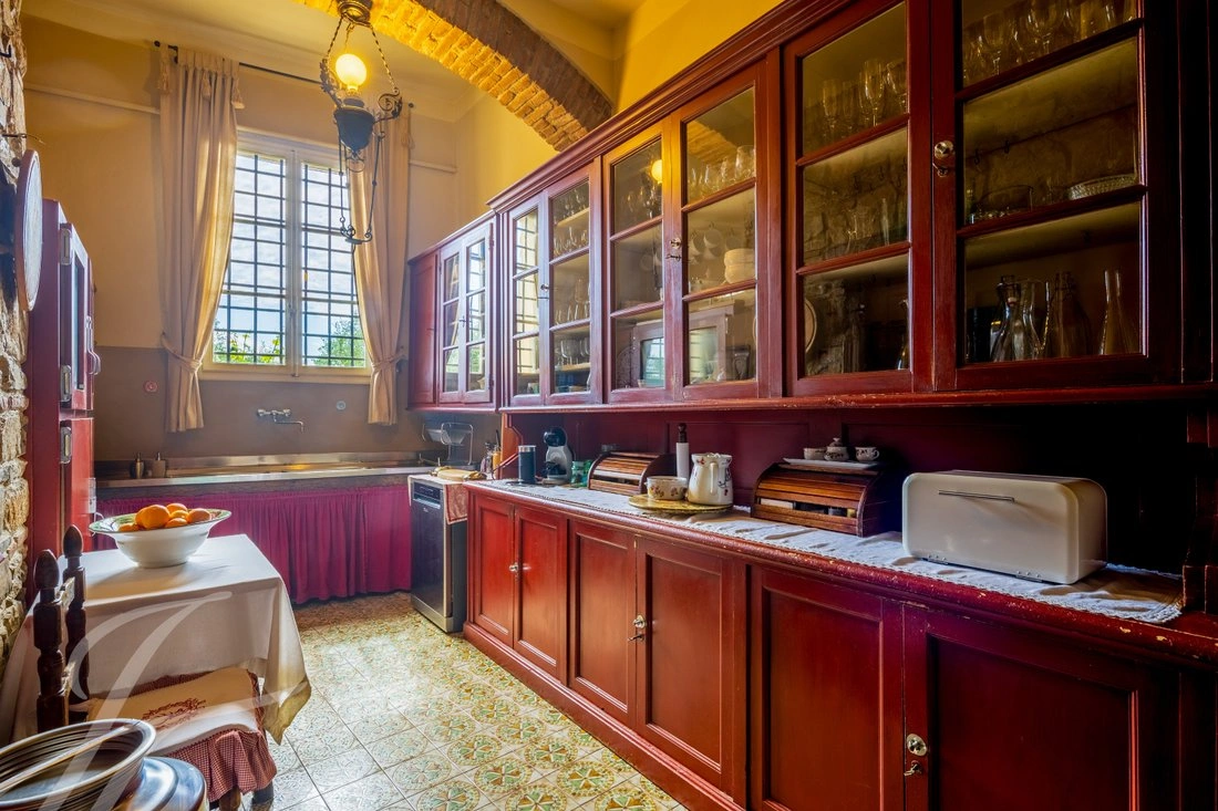 Очаровательный дом 7+1 во Флоренции, Италия