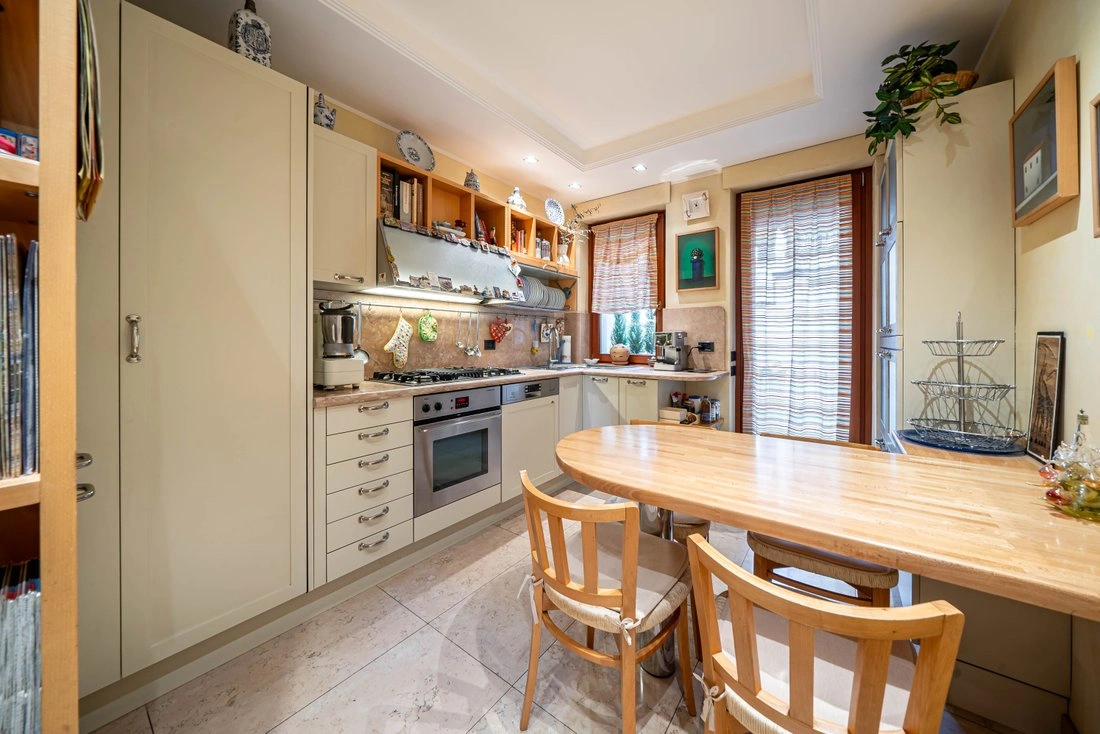 Просторная квартира 185 м² в Вероне, Италия